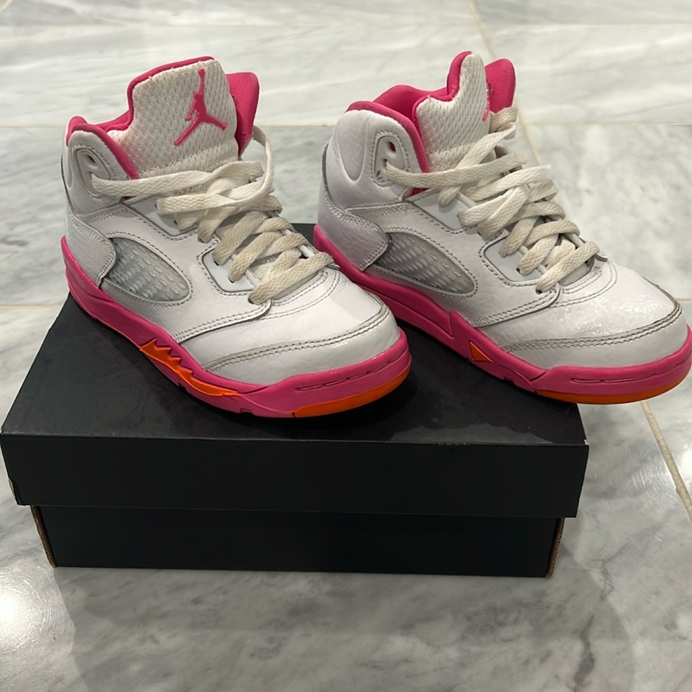 Jordan 5 Retro
WNBA Pinksicle Safety Orange (PS)